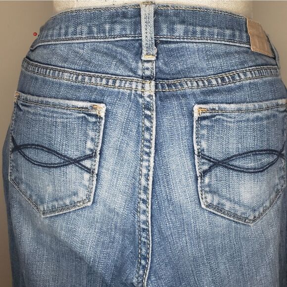 Abercrombie Maddy light blue low-rise straight leg denim jeans - Picture 4 of 11